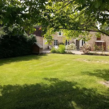 Prázdninový dům Maison De Campagne Entre Prairies Et Forets *